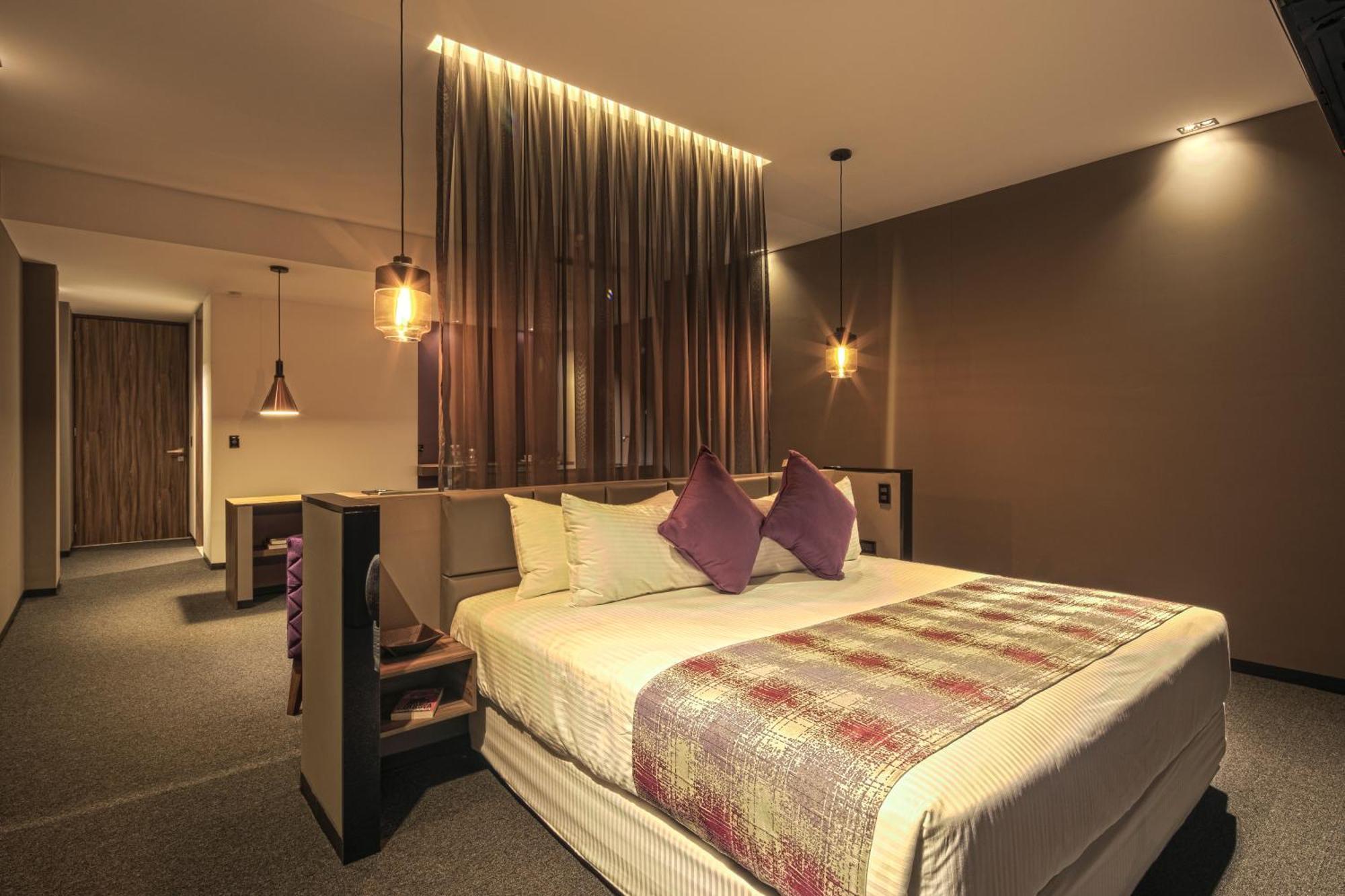 Kharma Suites Puebla de Zaragoza Esterno foto